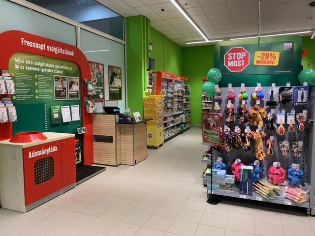 Fressnapf üzlet nyílt a Savoya Parkban