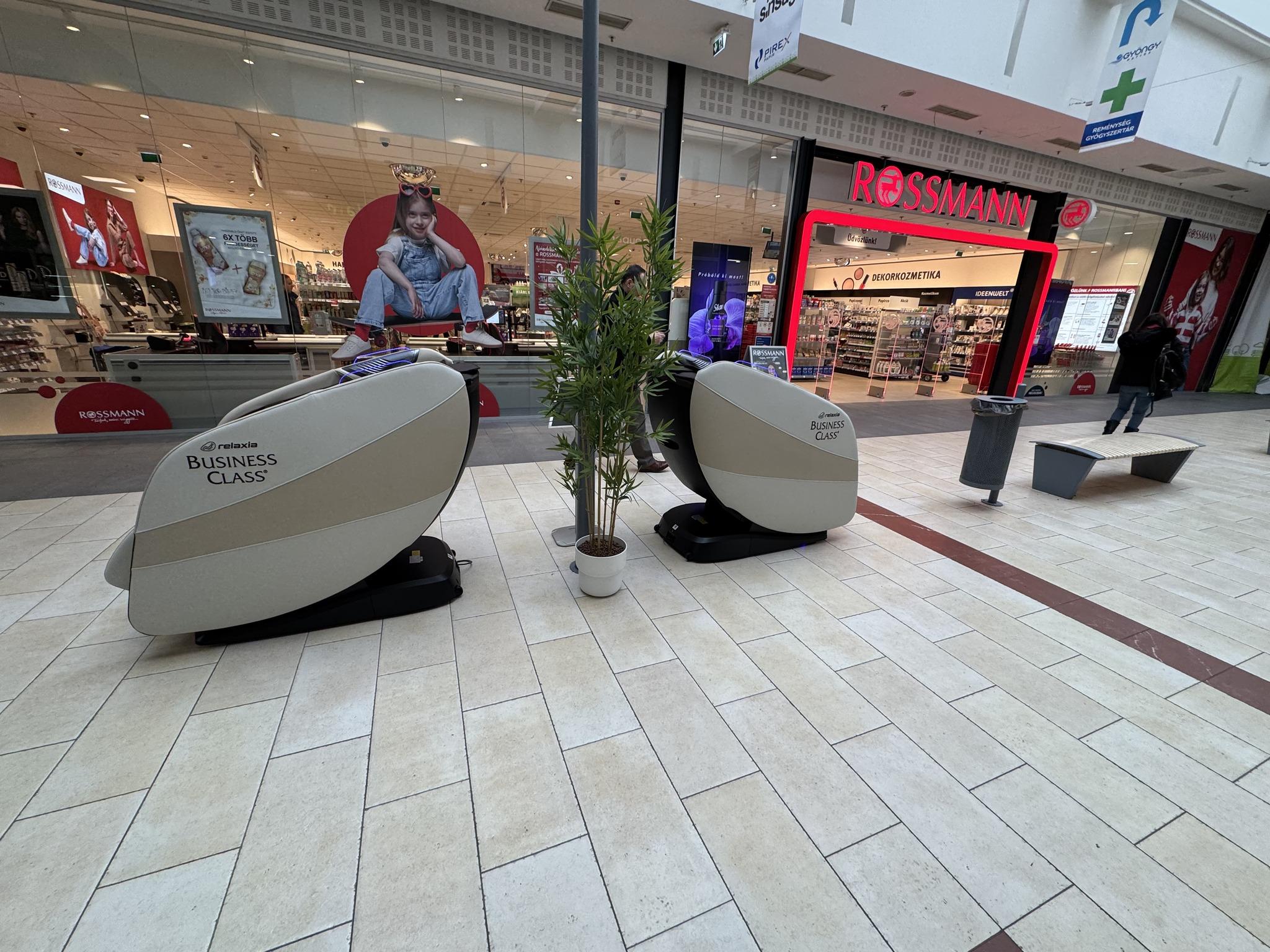 Relaxia Business Class masszázsfotelek érkeztek a Savoya Parkba