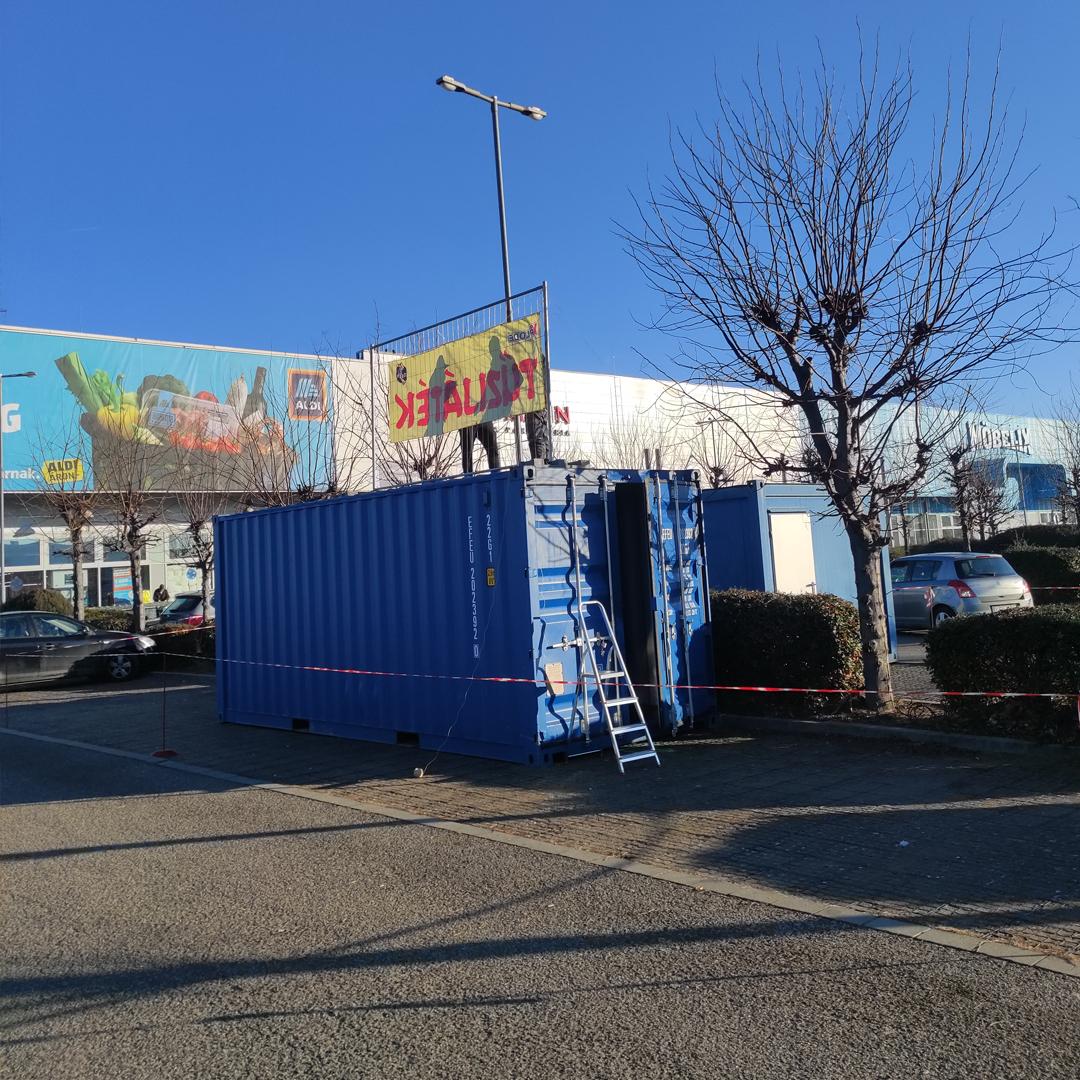 Tűzijáték standok a Savoya Parkban